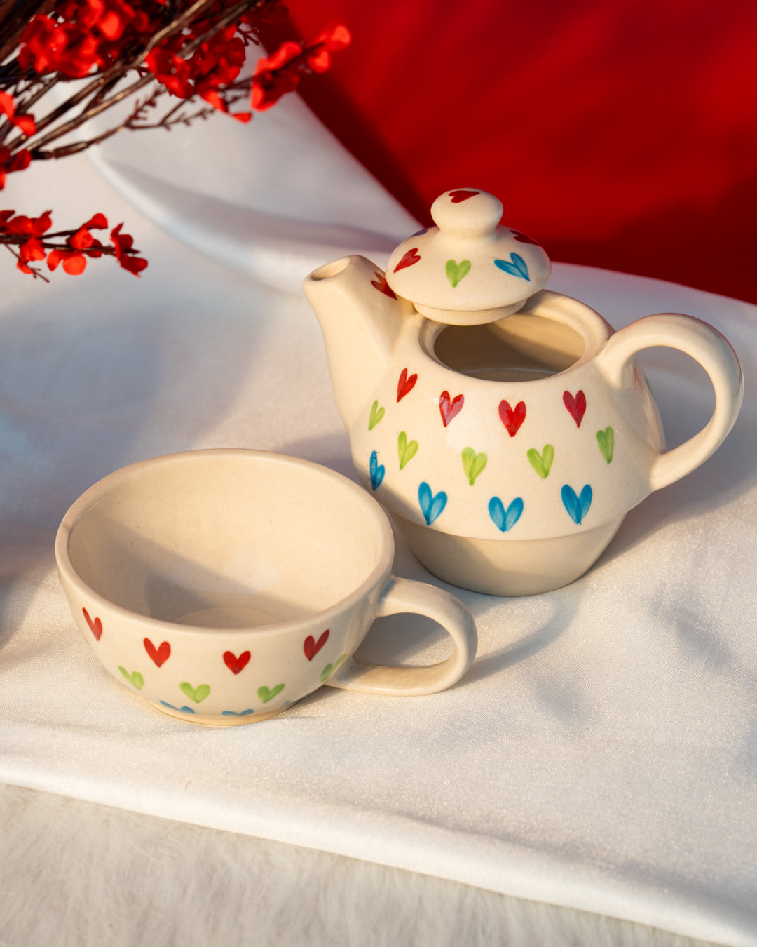 Heart and Homes Handcrafted Ceramic Tea Set - Combo (Kettle & Cup Duo)