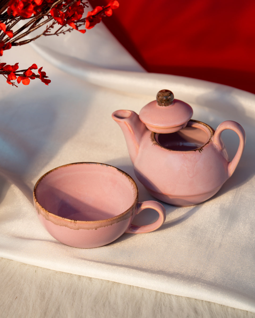 Heart and Homes Handcrafted Ceramic Tea Set - Combo (Kettle & Cup Duo)