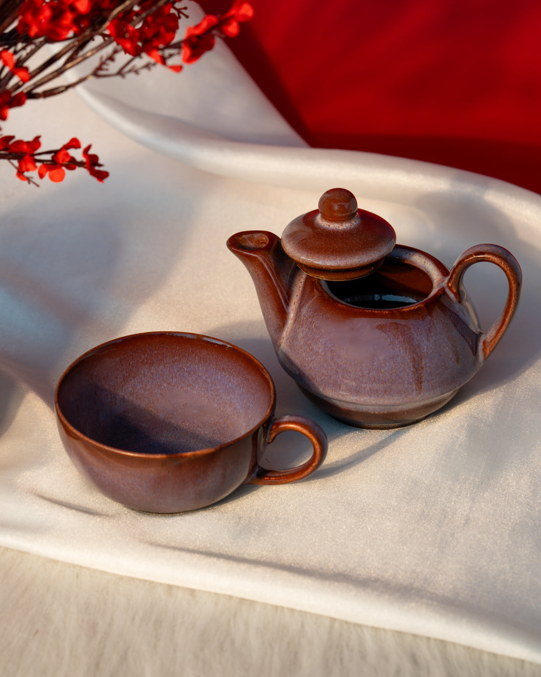Heart and Homes Handcrafted Ceramic Tea Set - Combo (Kettle & Cup Duo)