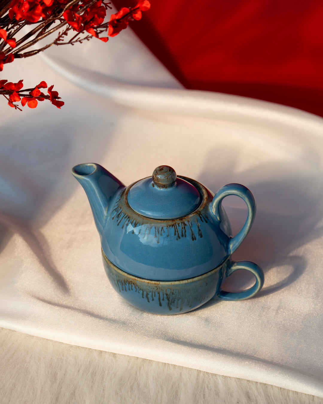 Heart and Homes Handcrafted Ceramic Tea Set - Combo (Kettle & Cup Duo)