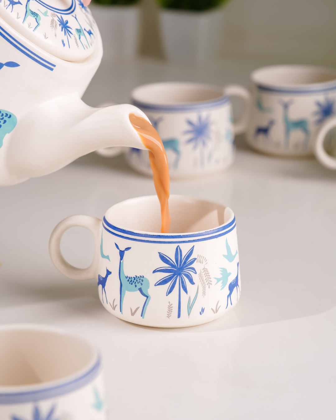 Heart and Homes Timeless Brew Ceramic Tea Set – 6 Cups & 1 Kettle