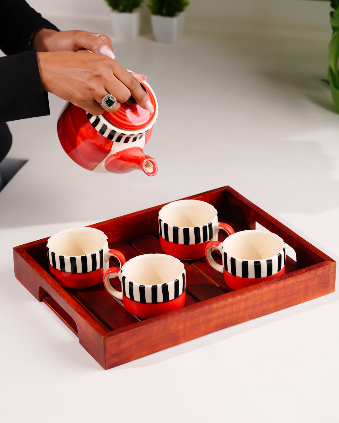 Heart and Homes Hand-Painted Ceramic Tea Set – 4 Cups, Kettle & Wooden Tray