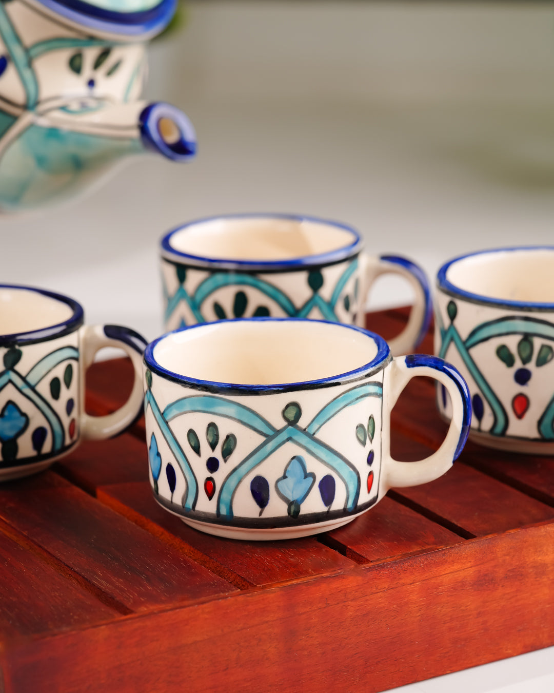 Heart and Homes Hand-Painted Ceramic Tea Set – 4 Cups, Kettle & Wooden Tray