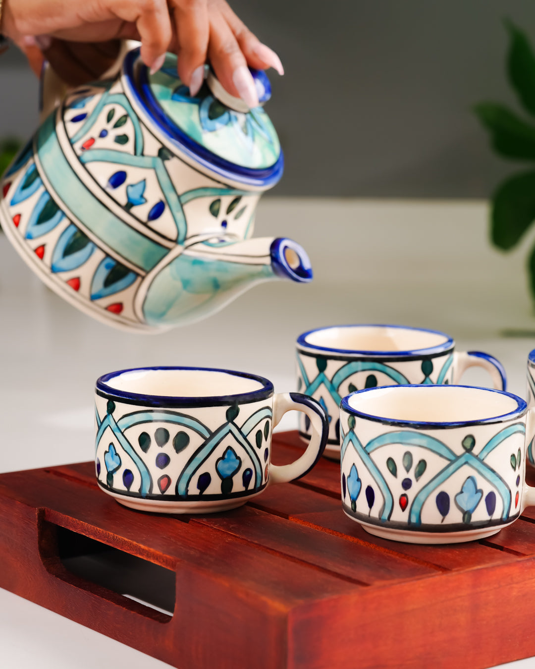Heart and Homes Hand-Painted Ceramic Tea Set – 4 Cups, Kettle & Wooden Tray