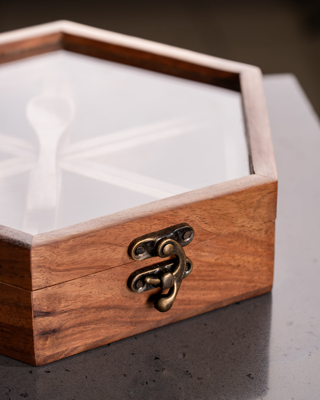 Heart & Homes HexaCraft Sheesham Wooden Spice Box with Glass Lid & Spoon – 6 Detachable Containers for Masala & Dry Ingredients