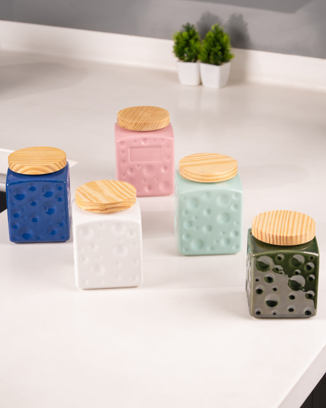 HEART & HOMES Bubble Textured Ceramic Crockery Jar – 750ml