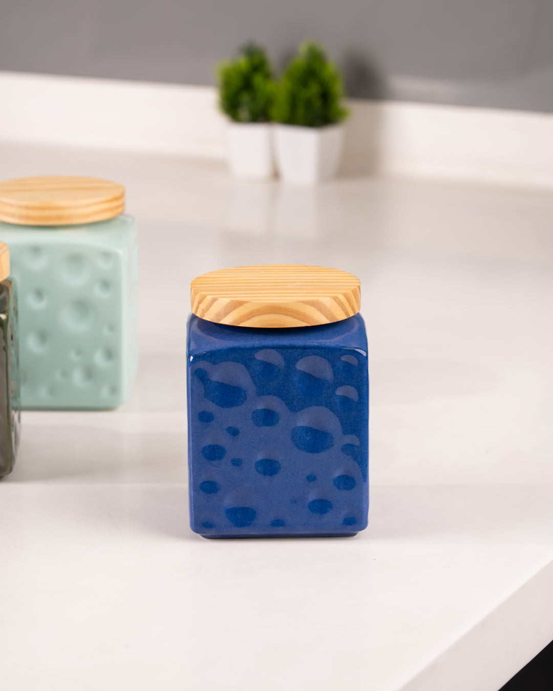 HEART & HOMES Bubble Textured Ceramic Crockery Jar – 750ml