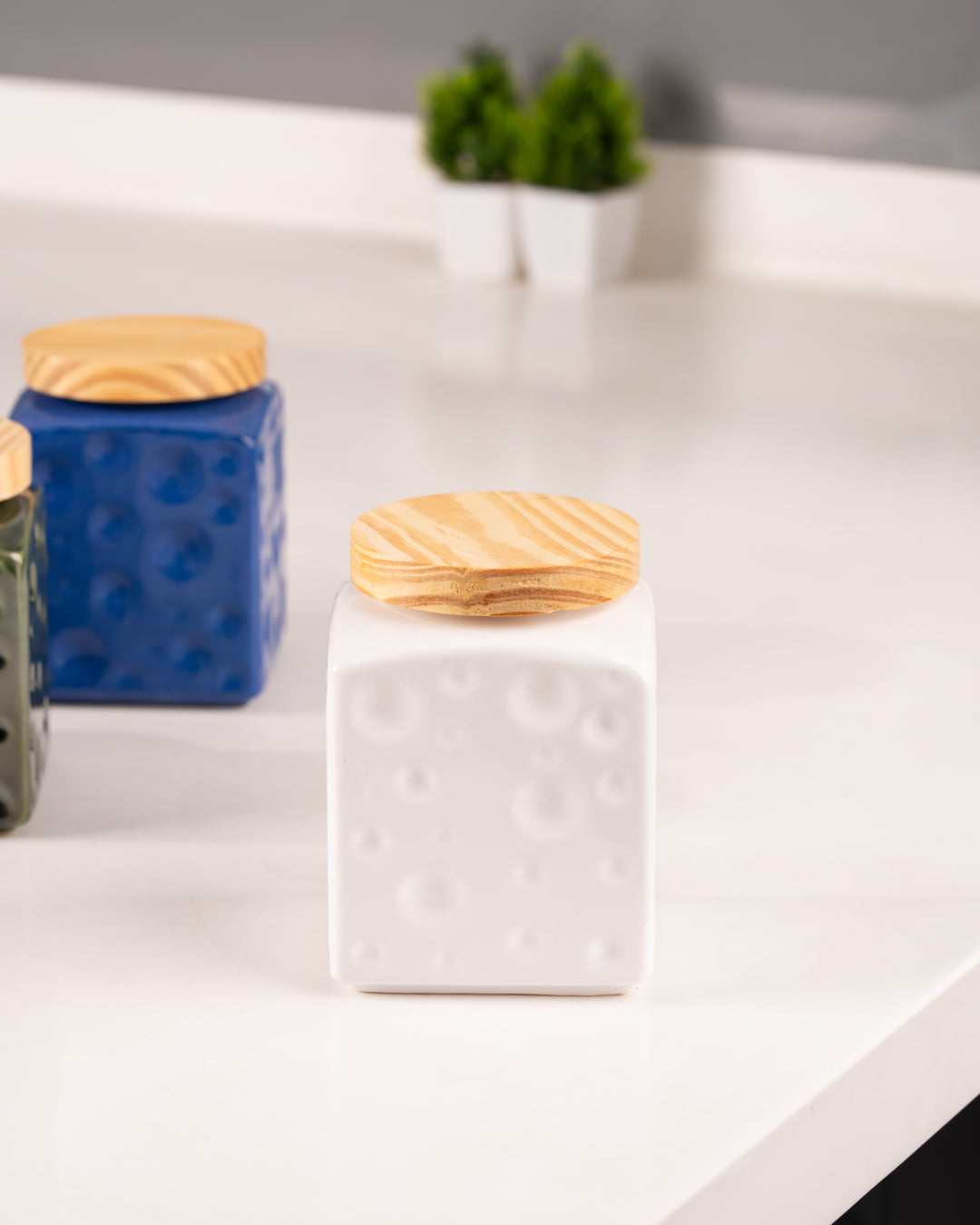 HEART & HOMES Bubble Textured Ceramic Crockery Jar – 750ml