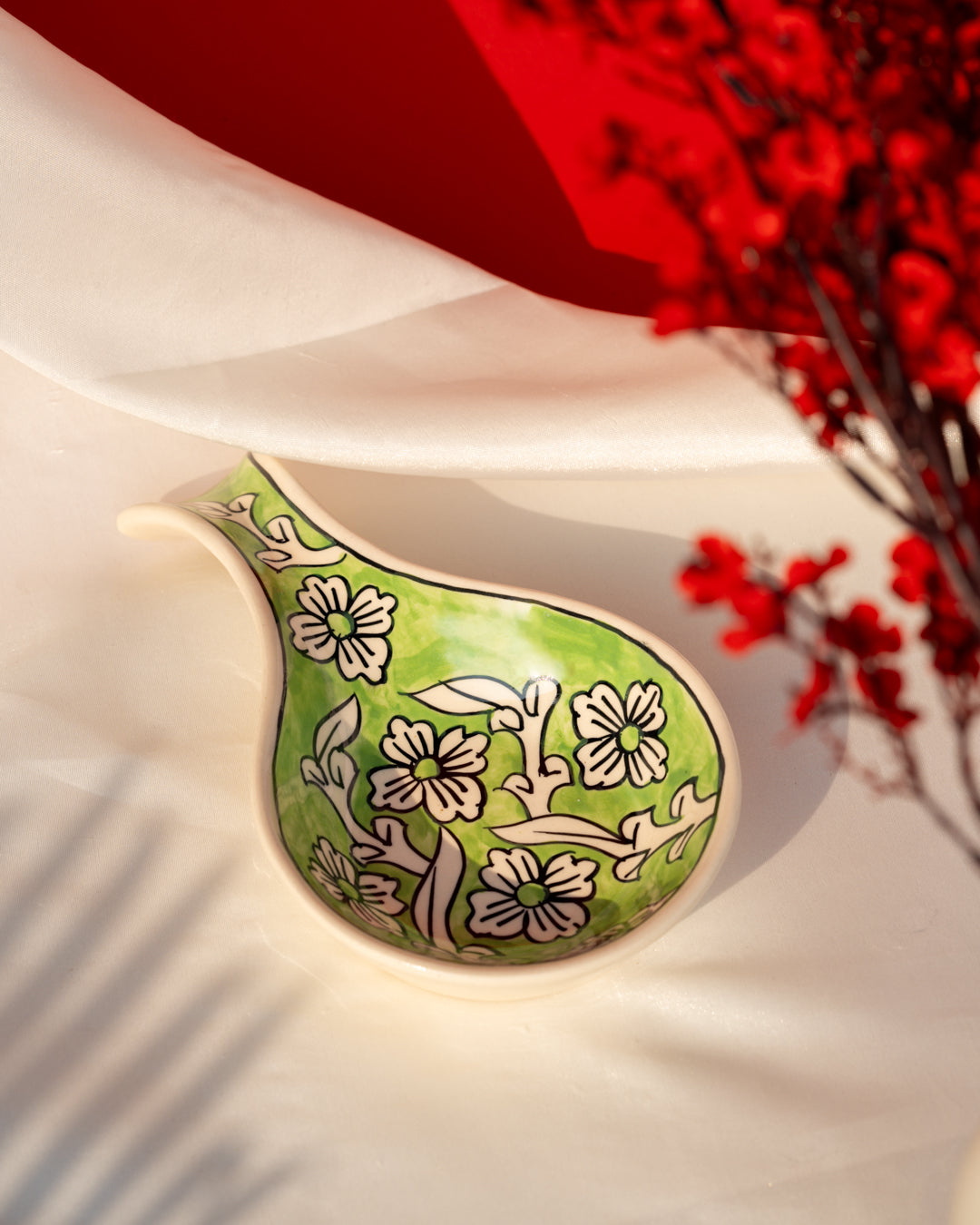 Heart and Homes Ceramic Spoon Rest – Handcrafted Kitchen Essential