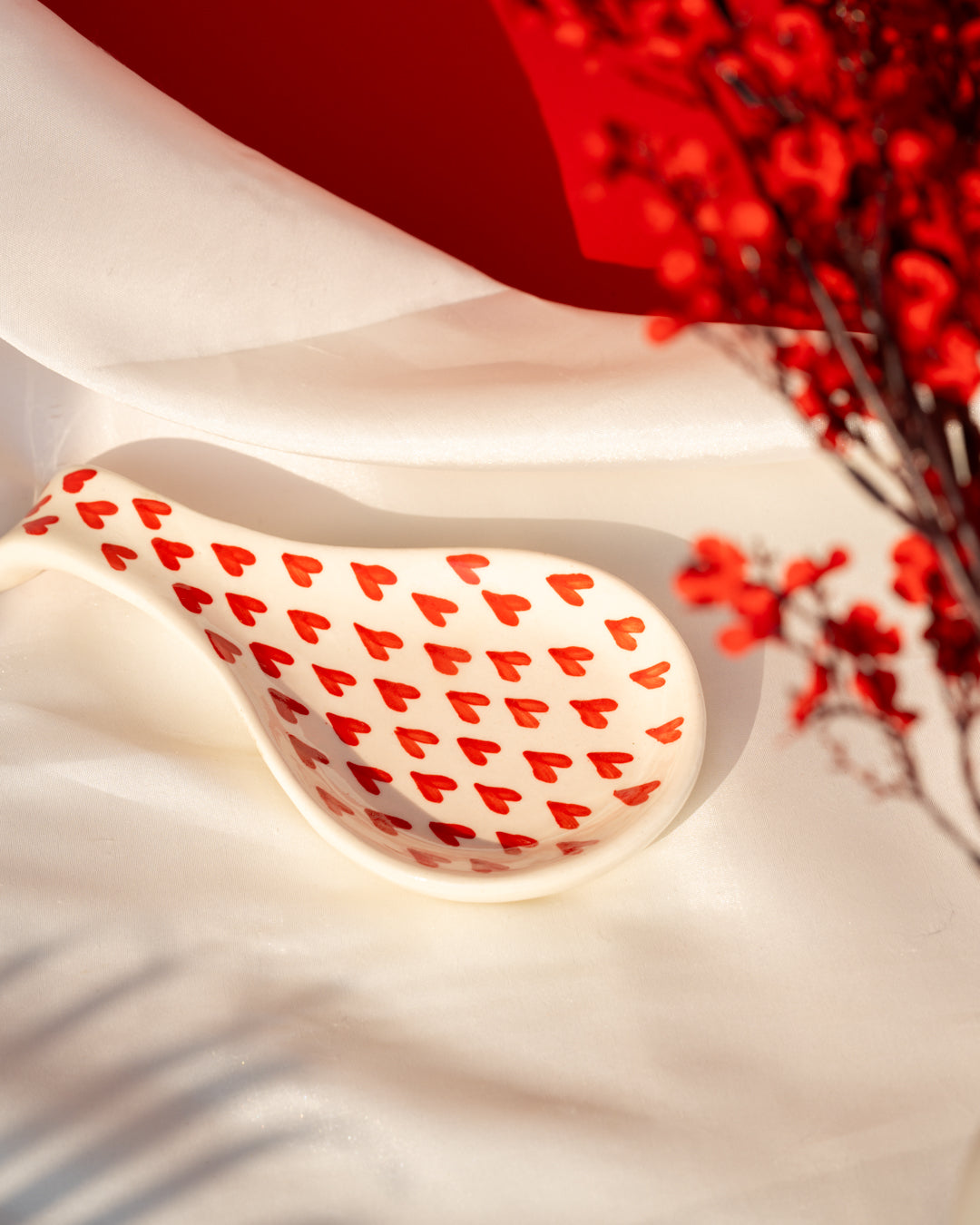 Heart and Homes Ceramic Spoon Rest – Handcrafted Kitchen Essential