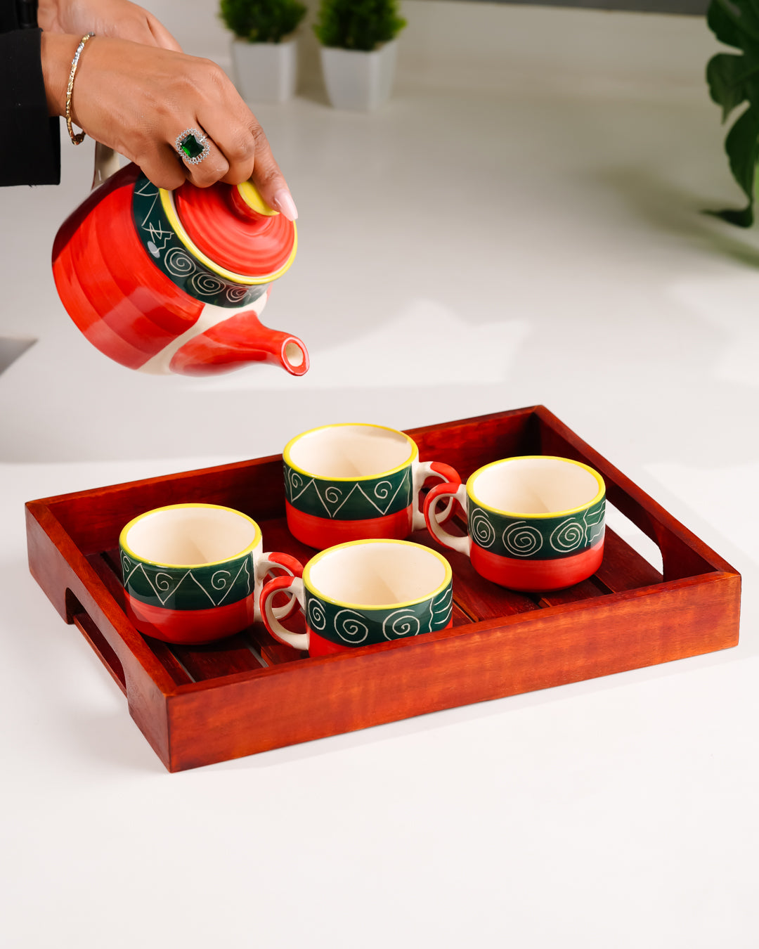 Heart and Homes Hand-Painted Ceramic Tea Set – 4 Cups, Kettle & Wooden Tray