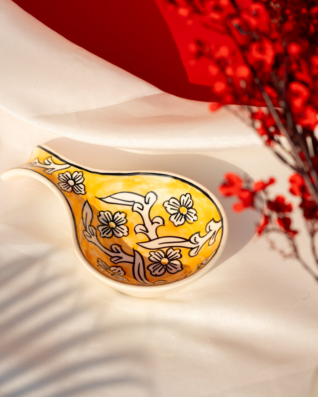 Heart and Homes Ceramic Spoon Rest – Handcrafted Kitchen Essential