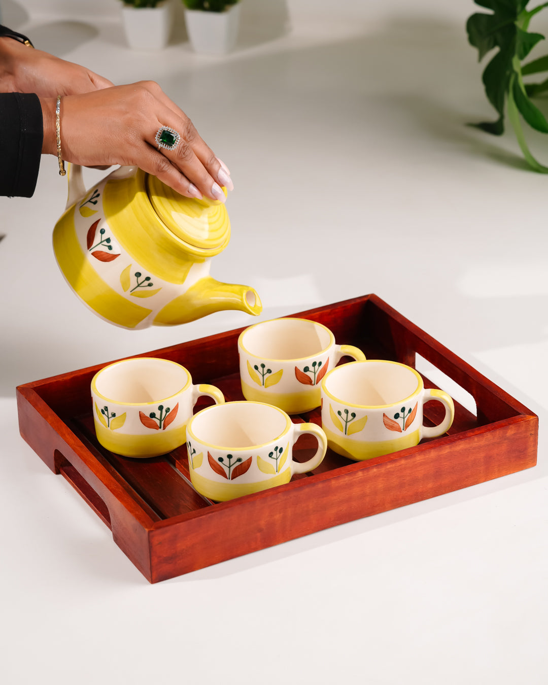 Heart and Homes Hand-Painted Ceramic Tea Set – 4 Cups, Kettle & Wooden Tray